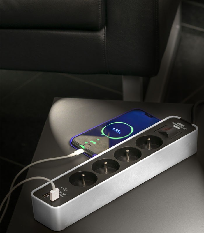 Multiprise 4prises 2 USB+interr ECOLOR 1,5m noire/blanc R1153241026 X